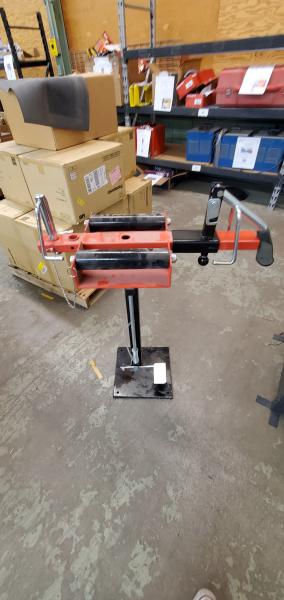 Adjustable Mutifuction Work Stand - Image 2