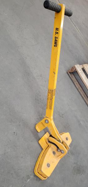 Used U.S. Saws Magnetic Manhole Cover Removal Tool. - Image 2