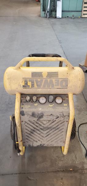 Used Dewalt D55146 Air Compressor- Motor Runs - Image 2
