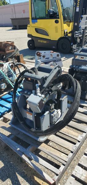 Bobcat PCF34 Compactor Attachment. - Image 2