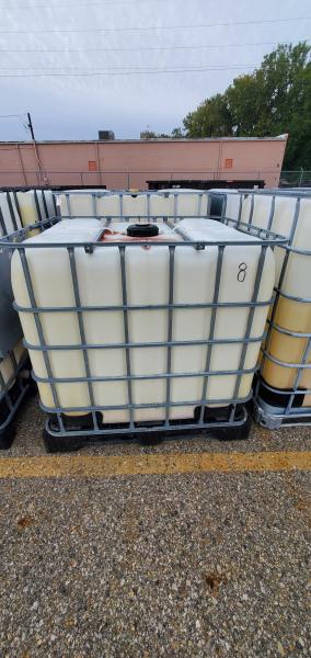 Lot of 1 USED 275 Gallon IBC Tote / Fluid Container #8- Previously Contained NON-PBC Transformer Oil(Mineral Oil).