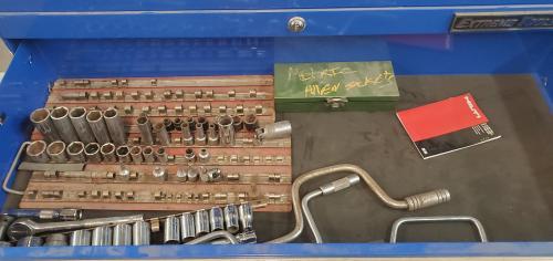 Extreme Tools Rolling TooBox with Top Box- Tools Included. Has Keys. 42"x60" (Not Available for Donation). - Image 2