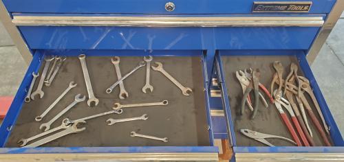 Extreme Tools Rolling TooBox with Top Box- Tools Included. Has Keys. 42"x60" (Not Available for Donation). - Image 3