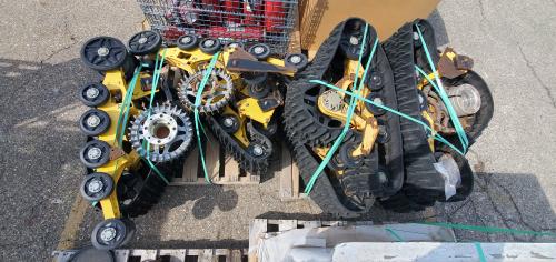 4 Pair of MATTRACKS EZ Tracks. No Info Available. - Image 1