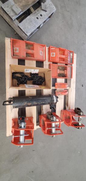Tiiger Hydraulic Pole Puller with Extra Parts. - Image 1