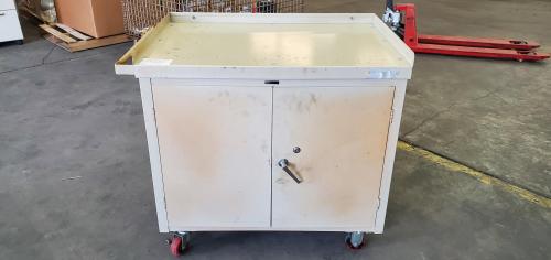 Various Bearings/Pillow Blocks with Metal Cabinet (151622). - Image 1