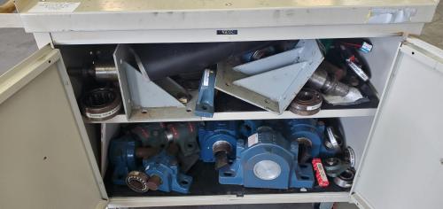 Various Bearings/Pillow Blocks with Metal Cabinet (151622). - Image 2