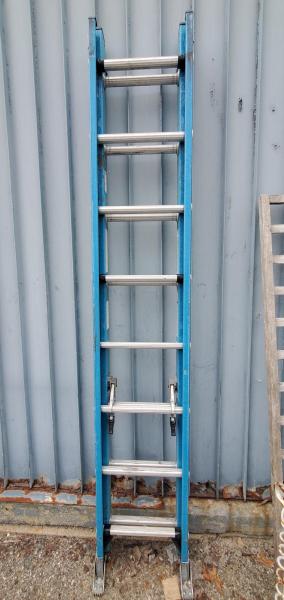 Werner 16' Extension Ladder. - Image 1