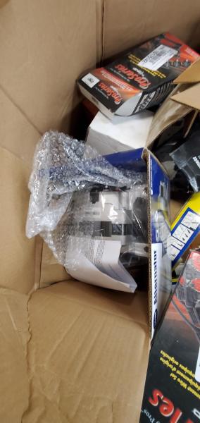 Lot of Automotive Parts - Image 3