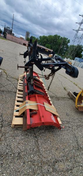 Western 8.5' ProPlus Ultra Finish Snowplow - Image 2