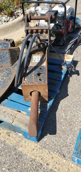 Stanley Breaker- Model MB556