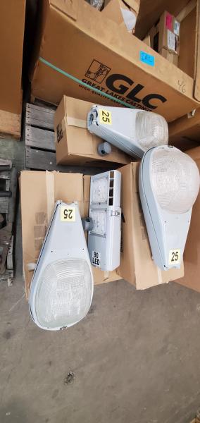 Lot of Various Lighting- LED, CFL, HPS, MH. - Image 22