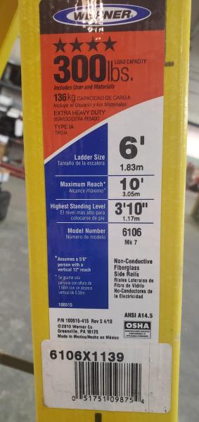 Werner 6-foot fiberglass step ladder, model 6106 (Mk 7). E - Image 2