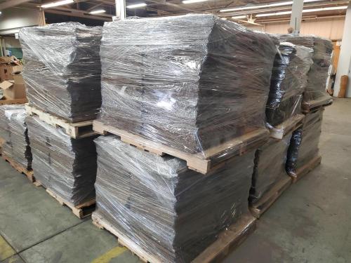 Lot of 15 Pallets of Carpet Tiles(~400 per pallet) 20"x20". - Image 2