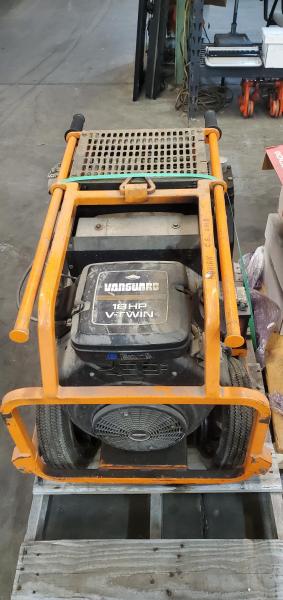 Stanley HP-1 Compact Hydraulic Power Unit with a Briggs & Stratton Vanguard 18 HP V-Twin engine. - Image 3