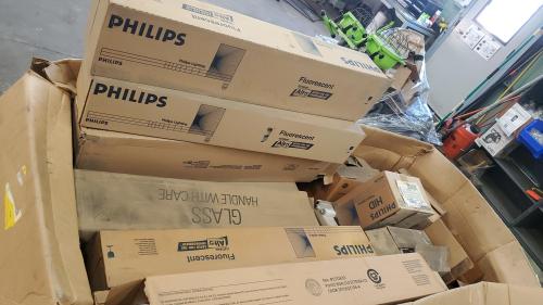 Lot of New Light Bulbs- HID, Fluorescent,  - Image 1