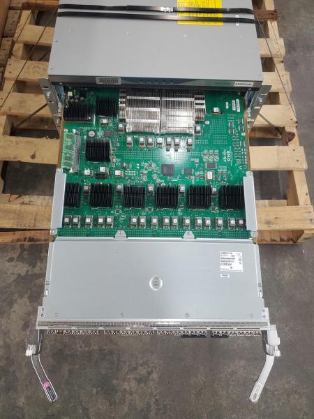 Cisco MDS 9700 Series SAN Director with Dual Supervisors & 4&times; Fibre Channel Line Cards (Enterprise Data Center Pull) - Image 4