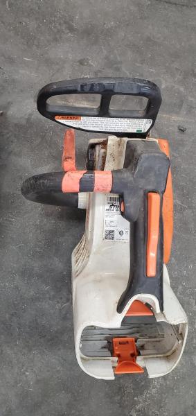Lot of Stihl Chainsaws. Broken, 1 Gas, 1 Battery Powered, No Battery/Charger. - Image 3