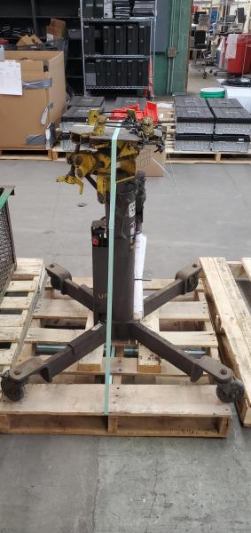 Napa Transmission Jack- Needs Cylinder Replaced. - Image 3