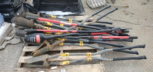 Lot of Post hole diggers - Image 1