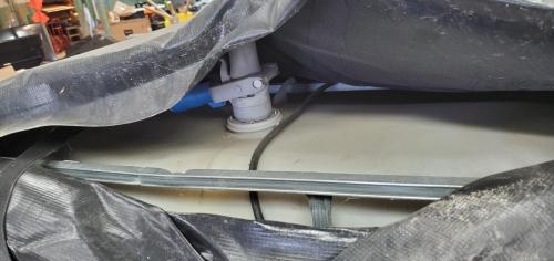 Portable Diesel Fuel Transfer Tank with Electric Pump and Nozzle - - Image 4