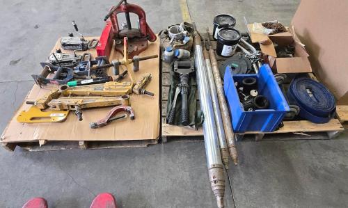 Utility & Directional Drilling Equipment Lot &ndash; Vermeer PB500 Tooling, Huskie Hydraulic Cutter, Drill Rods. - Image 1