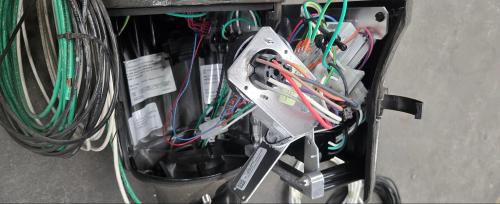 Lot of 2 GE Evolve LED Post Top Street Lights- 1x 40W, 1x 83W- Both are 120&ndash;277V &ndash; (1 Complete w/ Globe, 1 No Globe)- - Image 6