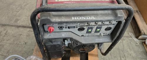Honda EG6500CL Gas Generator- - Image 4