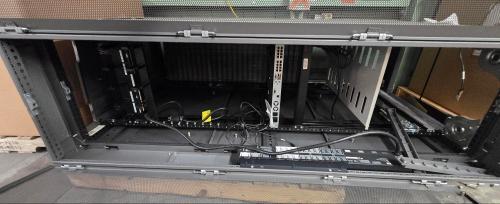 Empty HP Server Rack- 77" x 45" x 24" wide. - Image 3