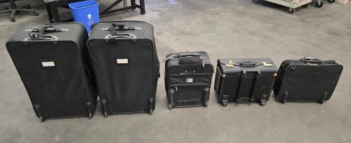 Mixed Lot of Used Rolling Suitcases, Hard & Soft Shell Luggage (Various Sizes) &ndash;  - Image 2