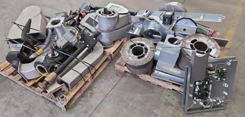 Lot of 3 Pallets &ndash; Industrial Gas Burner Assemblies, Blowers & Dungs Controls (Untested) - Image 1