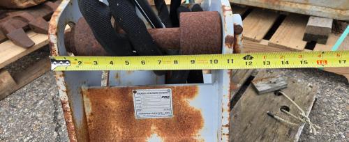 FRD Furukawa HP35 hydraulic breaker attachment with hoses- - Image 3