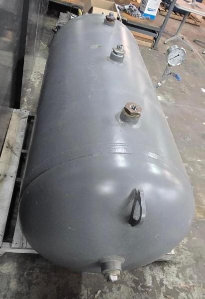 200 Gallon Manchester Tank Horizontal Air Receiver, 200 PSI MAWP, ASME Rated, Includes Gauge & Valve - Image 3
