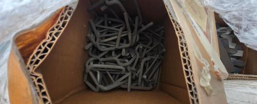 Mixed Lot Pallet Racking Parts- Including beams, wire decking, clips, and assorted hardware &ndash; compatibility unknown. - Image 5