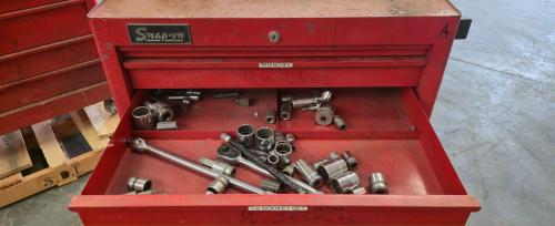 Snap-on Rolling Tool Chest- Some tools- 31.5" x 21" x 36" Tall.  - Image 3