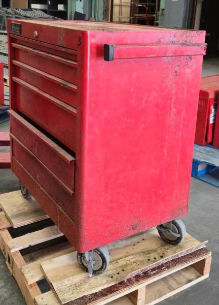 Snap-on Rolling Tool Chest- 31.5" x 21" x 36" Tall- Empty- - Image 1