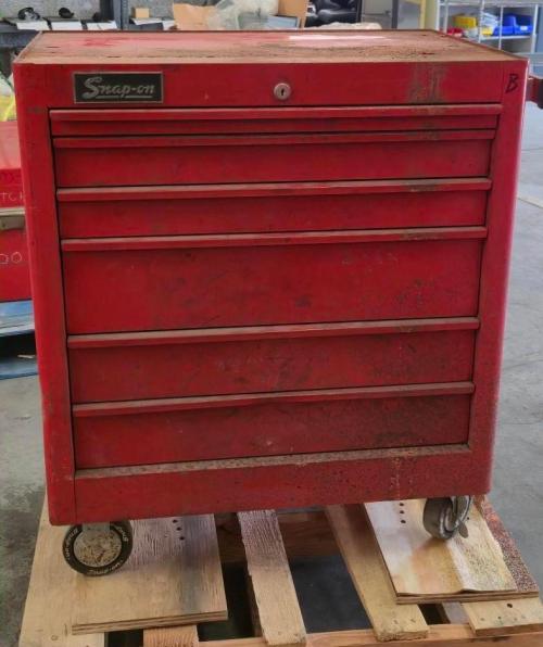 Snap-on Rolling Tool Chest- 31.5" x 21" x 36" Tall- Empty- - Image 2