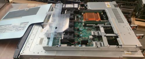Dell EMC Unity Storage Array Controller Chassis w/ Dual CPUs, 128GB RAM, No Drives, 2U Enterprise SAN/NAS Appliance- Data Center Pull- - Image 6