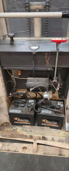 Crown BS-64 Electric Hydraulic Walk-Behind Stacker- 1500Lb Capacity- Works, Needs New Batteries- - Image 6
