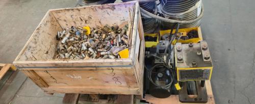 Weatherhead T-400 Hydraulic Hose Fabrication System w/Accessories.  - Image 4