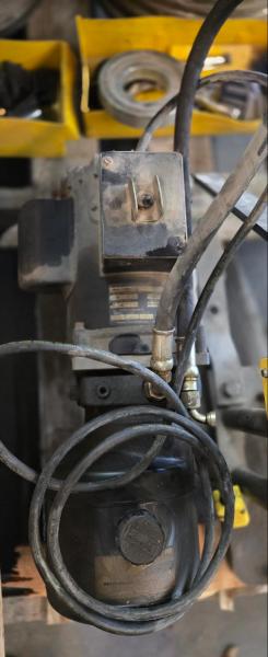 Weatherhead T-400 Hydraulic Hose Fabrication System w/Accessories.  - Image 5