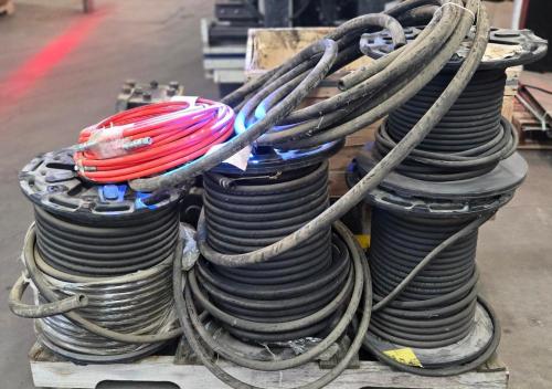 Weatherhead T-400 Hydraulic Hose Fabrication System w/Accessories.  - Image 6