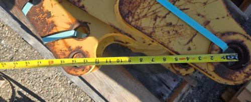 Heavy-duty excavator attachment- D147418 (Made in Mexico). - Image 4