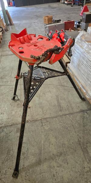 RIDGID TRISTAND 460-6 Portable Chain Pipe Vise, 1/8 - Image 1