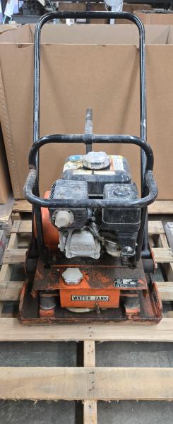 Multiquip Mikasa MVC-90H Plate Compactor w/ Honda GX160 Engine & Water Tank - Image 4