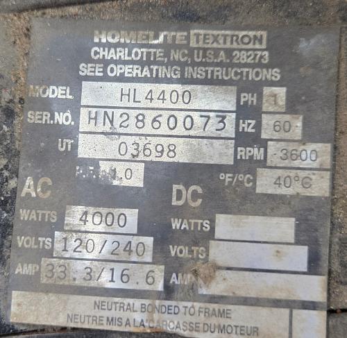 Homelite HL4400 portable generator powered by an 8 HP Briggs & Stratton gasoline engine. - Image 3