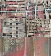 Chicago Pneumatic Pneumatic Breaker / Demolition Hammer Lot with Chisels & Spades-