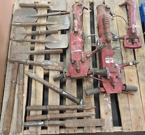 Chicago Pneumatic Pneumatic Breaker / Demolition Hammer Lot with Chisels & Spades- - Image 3