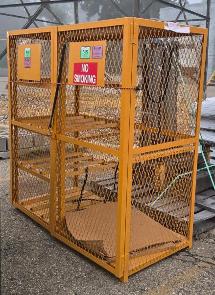 Heavy-Duty Steel Storage Cage &ndash; 60" &times; 30" &times; 64". - Image 1