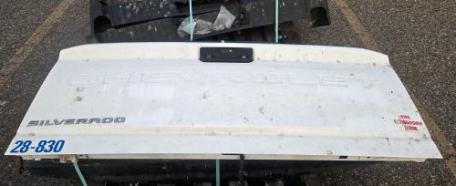 Mixed lot of used pickup truck body parts, consisting of three tailgates and three rear bumpers.  - Image 2